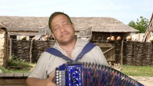 НА КОНЕ ВОРОНОМ ВЫЕЗЖАЛ ПАРТИЗАН