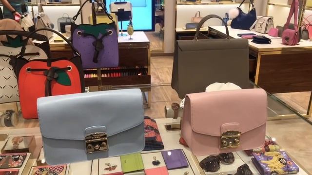 ШОППИНГ-МОДНЫЕ СУМКИ FURLA...