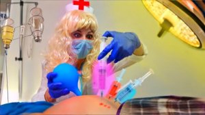 Сумасшедшая МЕДСЕСТРА и ДВА болючих укола хитрым способом. Crazy NURSE and TWO injections // YS SHOW