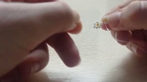Кольцо из бисера ромашка.Как сделать кольцо легко и быстро.
