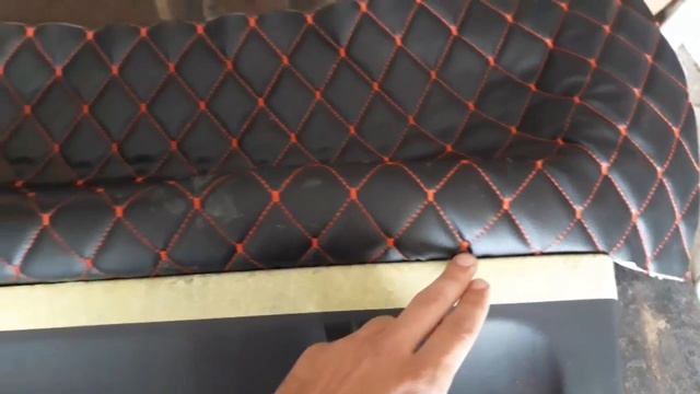 Перетяжка дверных карт Seat Alhambra, VW Sharan, Ford Galaxy эко кожей прошитой в ромб смотреть онлайн