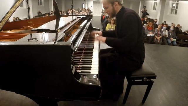 RACHMANINOV Preludes смотреть онлайн