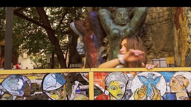 Message to her. (Canon 70D, Sigma 17-50mm) смотреть онлайн