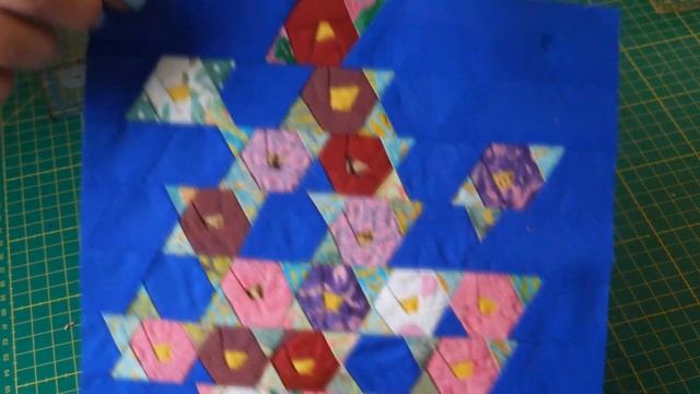 Букет на любой случай- шью вдоль бумаги по своим шаблонам, не могу остановиться, к праздникам готов смотреть онлайн