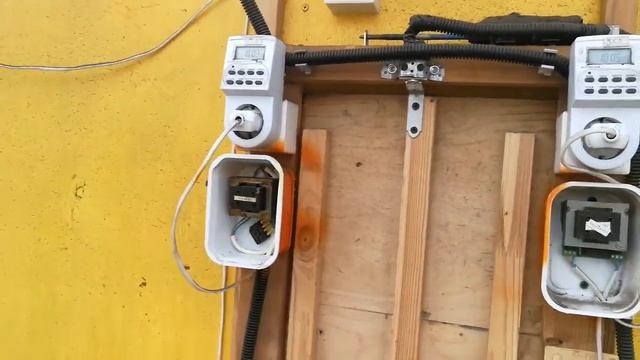 Автоматическая Дверка для кур /автоматический Лаз для курятника / смотреть онлайн