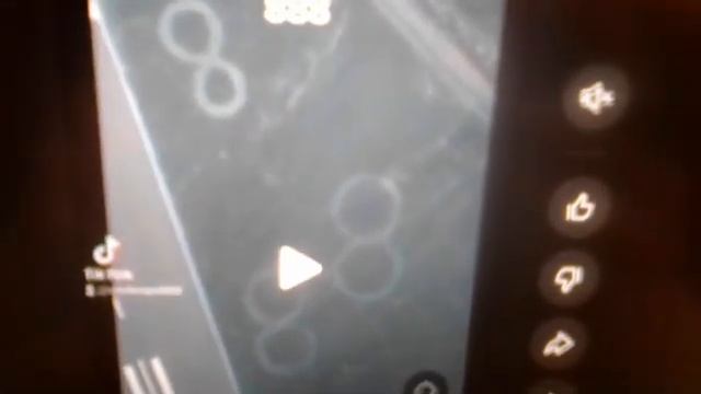 Странные рисунки на взлётной полосе - в Китае смотреть онлайн