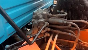 Бункеровоз ЗИЛ-ММЗ-49525   (2006 г.)   шасси ЗИЛ-494560  бензин в наличии