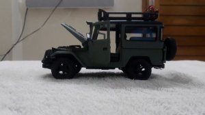 Unboxing of toyota land cruiser fj40 toy model car!!! 1:24 scale toyota land cruiser fj40 toy car