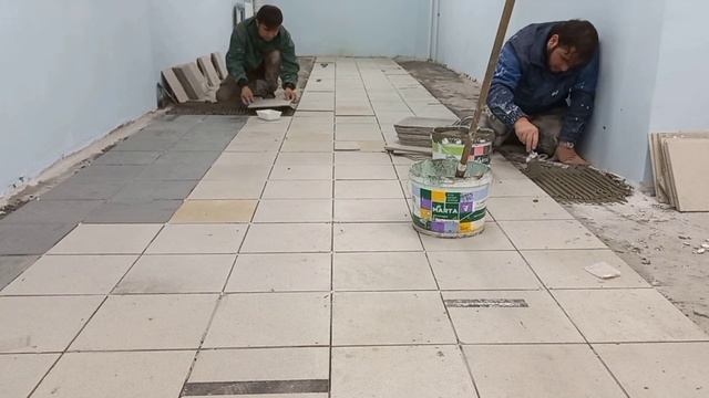 укладка плитка быстро керамогранит 30X30