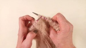 ШАПКА ТАК.ОРИ С ДВОЙНЫМ ОТВОРОТОМ И ИНТЕРЕСНОЙ МАКУШКОЙ ИЗ МОХЕРА