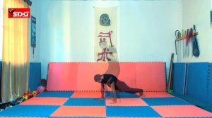 Упражнение SUPERMAN для всего тела