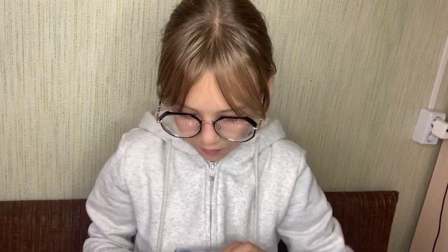 Что взять на начевку с подругой!?🤨💗📷 Полезное видео😚🌅