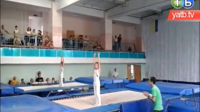 Здолавши велику конкуренцію, батутисти стали кращими в Україні смотреть онлайн