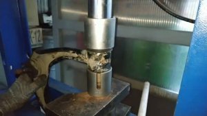 Замена сайлентблоков верхних рычагов TLC Prado-120