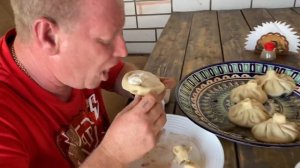 КТО БОЛЬШЕ СКУШАЕТ ХИНКАЛИ #мясо #рецепт #хинкали