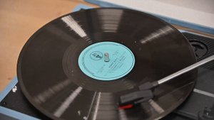 Екатерина Семёнкина и Антонина Фролова - Бежит река (1960)