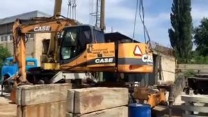 Вторая попытка снять с экскаватора башню