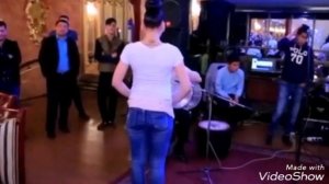 O'ZBEK QIZLAR ARABCHA RAQS & SHARMANDA XAMMA KO'RSIN