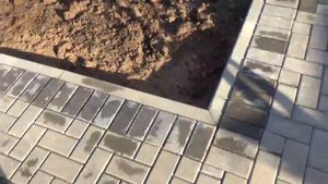 Укладка тротуарной плитки... раскладка "ёлочка"...
