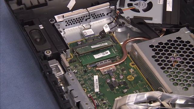 Replace the System Memory | HP All-in-One 22 and 24 Series | HP смотреть онлайн