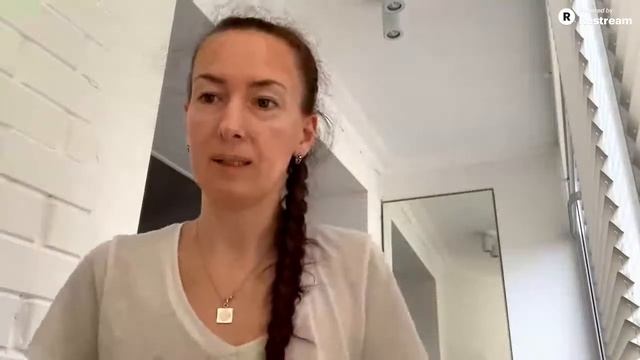 Йога для детей от Счастье жить (приветствие)