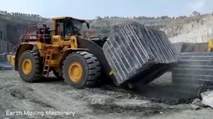 Huge Granite Block Lifted & Loaded by Volvo Wheel Loader L350H || Volvo Granite Block handler Loade