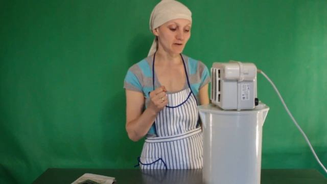 Как сделать сливочное масло / Дешёвая Маслобойка из магазина / Обзор и первые впечатления смотреть онлайн