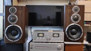 ONKYO D-77XD vs MONITOR 2000 /2000X