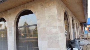 Облицовка фасада. Травертин