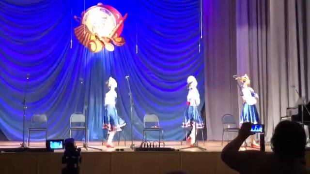 757 Выступление ансамбля ложкарей г Жуков смотреть онлайн