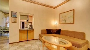 Посуточная аренда квартир в Санкт-Петербурге Две спальни + гостиная на Мойке