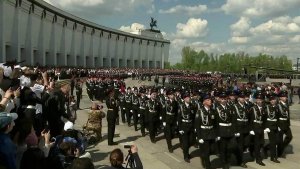 В Москве кадеты приняли участие в параде на Поклонной горе