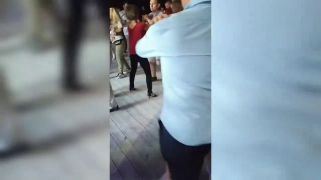 Танцую бачата со своим тренером смотреть онлайн