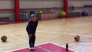 САМОСТОЯТЕЛЬНЫЕ ТРЕНИРОВКИ ПО БАСКЕТБОЛУ.Разминка.Тренируемся самостоятельно.