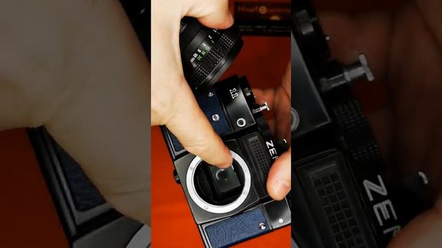 Устройство на фотоапарат - от най-модерните до старите лентови, всеки фотоапарат има това устройств смотреть онлайн