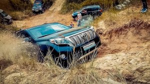 TOUAREG ПОСПОРИЛ с TOYOTA LAND CRUISER PRADO на песке и еще 13 кроссоверов OFFROAD Prado vs Touareg