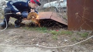 Как правильно пилить большой болгаркой