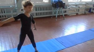 Акробатическая комбинация (олимпиада по физкультуре)