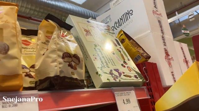 Рождество в супермаркетах Италии. Oasi. Подготовка к праздникам в магазинах Италии.Что купить ? смотреть онлайн