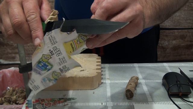 Сталь 65х15  тест на удержание РК Нож НР-43. смотреть онлайн