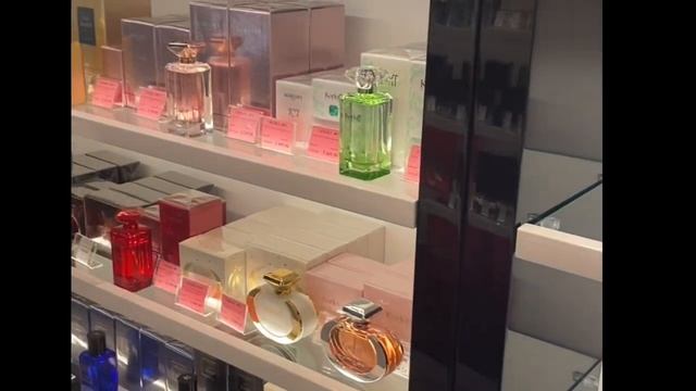 ВЛОГ| КЛАССНЫЕ ПОКУПКИ С WILDBERRIES, СКИДКИ В ПАРФЮМ-ЛИДЕРЕ, обзор полочек