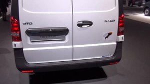 Mercedes-Benz Vito 114 CDI Refrigerated Panel Van (2017) Exterior and Interior