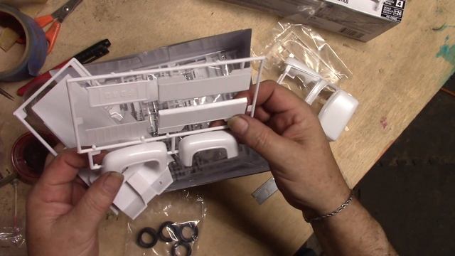 U.S.A.C.C. Revell 1955 Ford F-100 Group Build Entry Video 2023 смотреть онлайн
