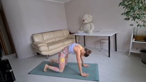 Утренняя йога 5 минут. Комплекс полезных упражнений для здоровья и долголетия. Виньяса йога.