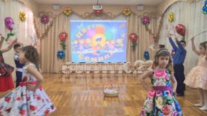 веселый танец старшая группа