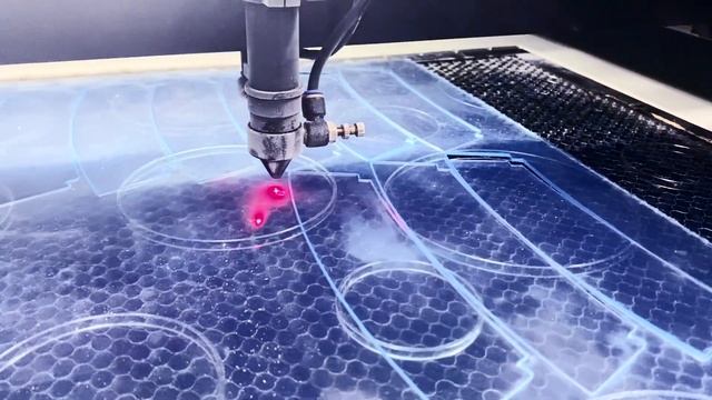 Лазерная резка. смотреть онлайн