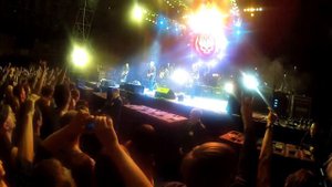 The Offspring -- The Kids Aren't Alright (live)