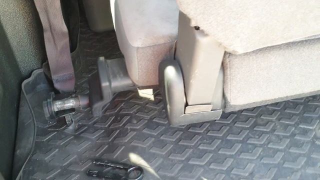 Установка третьего ряда сидений на Митсубиси Паджеро спорт II 4М41 смотреть онлайн