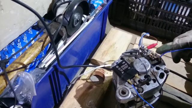 генератор Г221А работа с регулятором напряжения 121.3702-03 14В смотреть онлайн