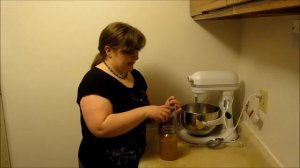 Ginger Ale Water Kefir: How to Make Homemade Fermented Ginger Ale Using Water Kefir